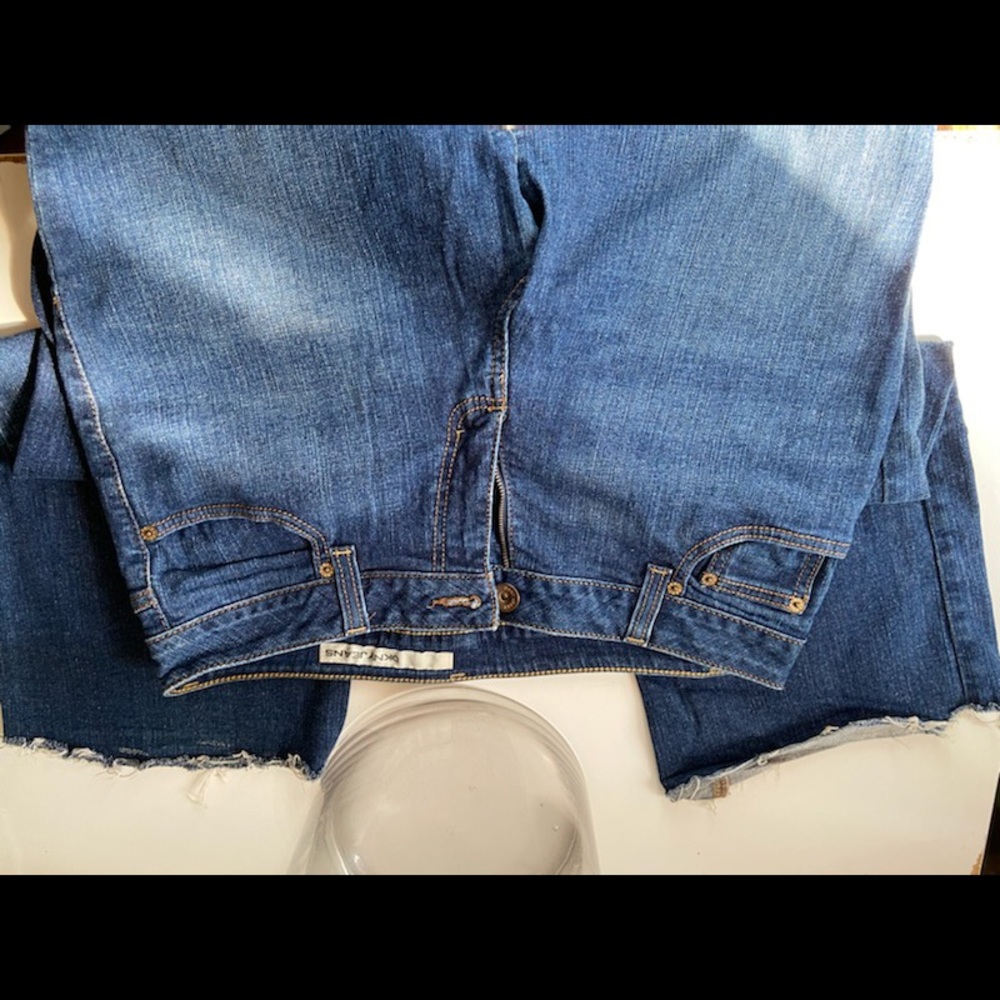 DKNY BLUE DENIM JEANS